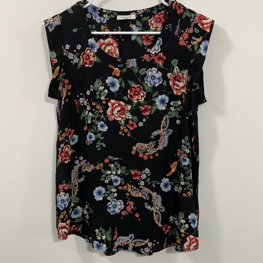 Women’s Pleione blouse colorful flowers Size S